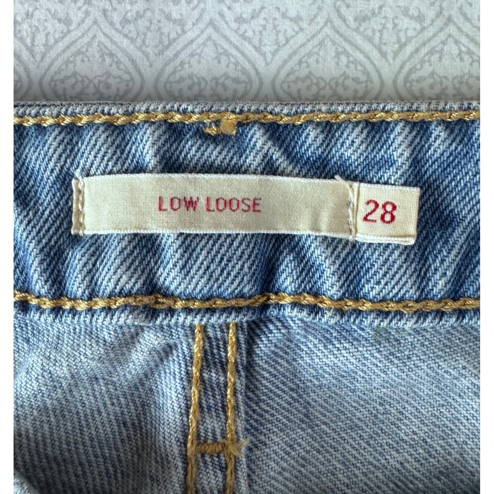 Levis Premium Low Loose Jeans Womens 28x32 Light Wash Distressed Ripped NWT‎ - Picture 7 of 12